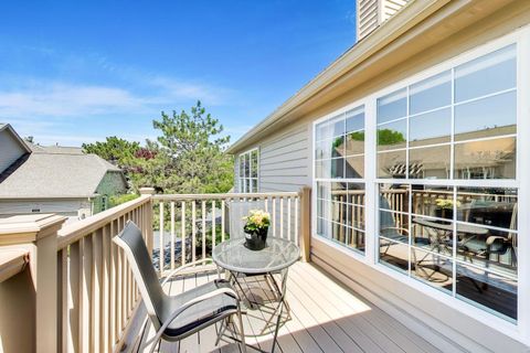 Tiny photo for 11171 Edgebrook Lane, Indian Head Park, IL 60525 (MLS # 12639406)