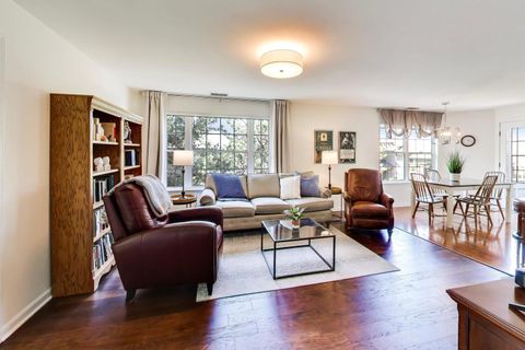 Tiny photo for 11171 Edgebrook Lane, Indian Head Park, IL 60525 (MLS # 12639406)