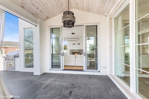 Tiny photo for 541 Kensington Court, Hinsdale, IL 60521 (MLS # 12778227)