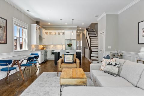 Tiny photo for 3252 N Seminary Avenue #3, Chicago, IL 60657 (MLS # 12646660)