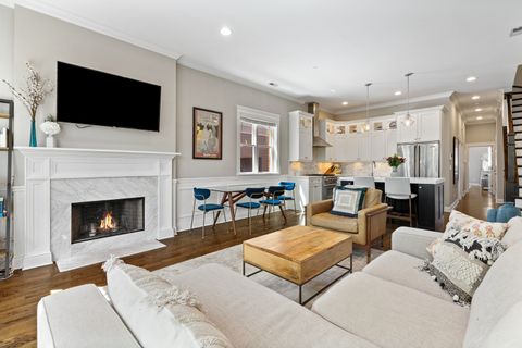 Tiny photo for 3252 N Seminary Avenue #3, Chicago, IL 60657 (MLS # 12646660)