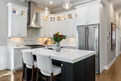 Tiny photo for 3252 N Seminary Avenue #3, Chicago, IL 60657 (MLS # 12646660)