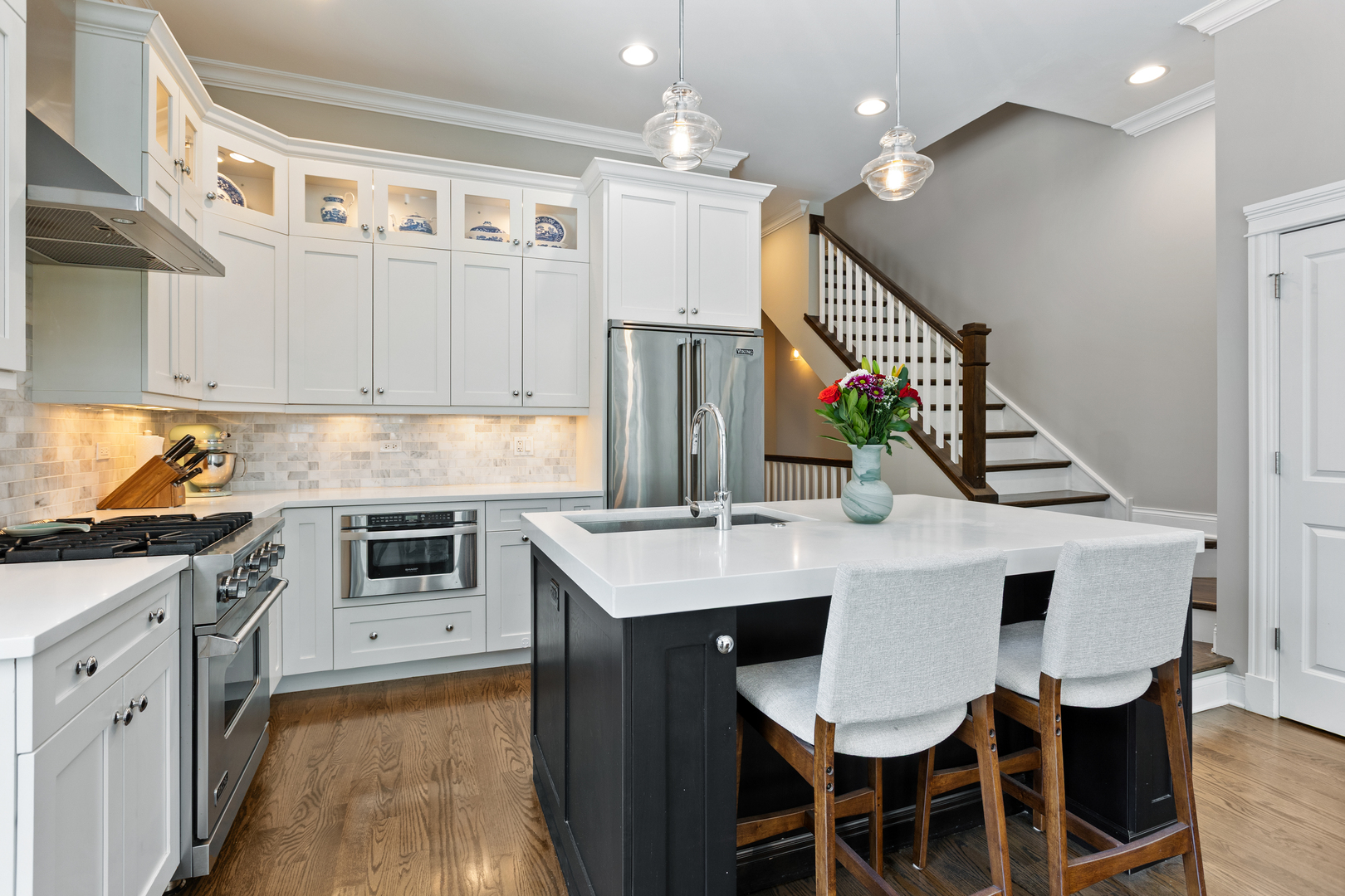 3252 N Seminary Avenue 3