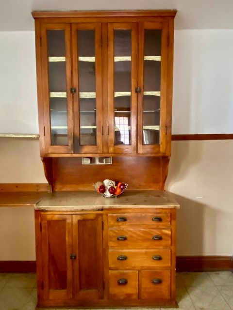 Tiny photo for 556 Orchard Court, Des Plaines, IL 60016 (MLS # 12569152)