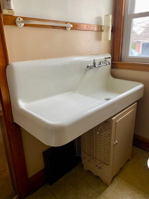 Tiny photo for 556 Orchard Court, Des Plaines, IL 60016 (MLS # 12569152)