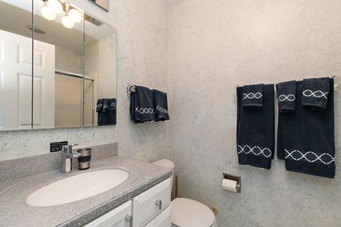 Tiny photo for 5 Wakefield Lane, Buffalo Grove, IL 60089 (MLS # 12553197)