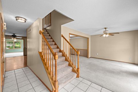 Tiny photo for 2804 W 44th Street, Davenport, IA 52806 (MLS # 12687426)
