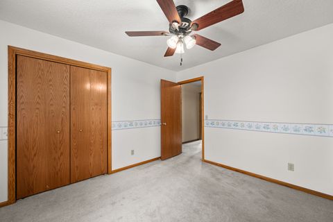 Tiny photo for 2804 W 44th Street, Davenport, IA 52806 (MLS # 12687426)