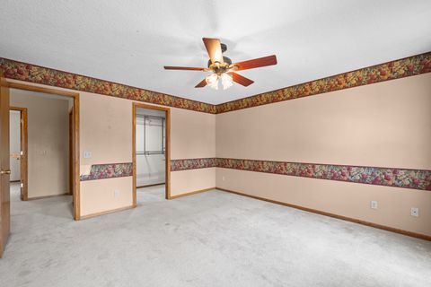 Tiny photo for 2804 W 44th Street, Davenport, IA 52806 (MLS # 12687426)