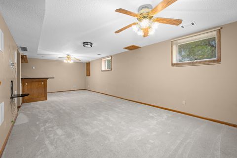 Tiny photo for 2804 W 44th Street, Davenport, IA 52806 (MLS # 12687426)