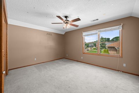 Tiny photo for 2804 W 44th Street, Davenport, IA 52806 (MLS # 12687426)