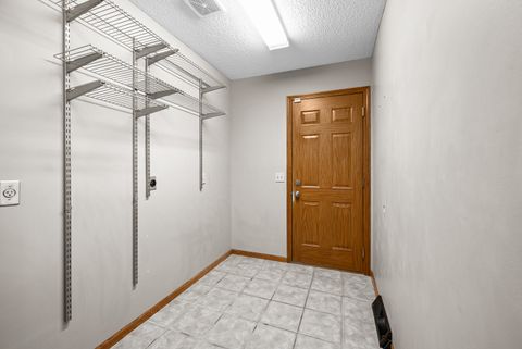 Tiny photo for 2804 W 44th Street, Davenport, IA 52806 (MLS # 12687426)