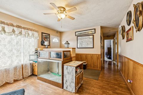 Tiny photo for 820 S Pine Street, Streamwood, IL 60107 (MLS # 12578233)