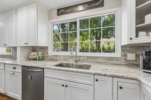 Tiny photo for 1108 Talbot Lane, Grayslake, IL 60030 (MLS # 12686835)