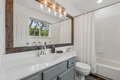 Tiny photo for 1108 Talbot Lane, Grayslake, IL 60030 (MLS # 12686835)