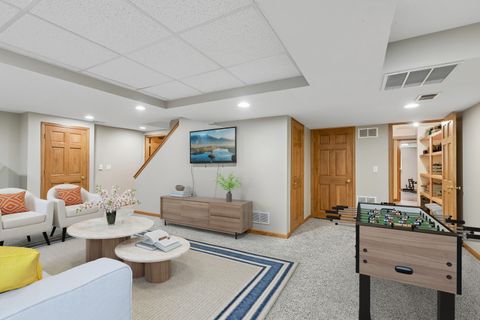 Tiny photo for 1108 Talbot Lane, Grayslake, IL 60030 (MLS # 12686835)