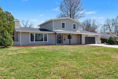 Tiny photo for 1808 Golfview Drive, Urbana, IL 61801 (MLS # 12629052)