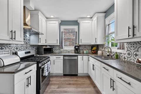 Tiny photo for 29 N Ahrens Avenue, Lombard, IL 60148 (MLS # 12701582)