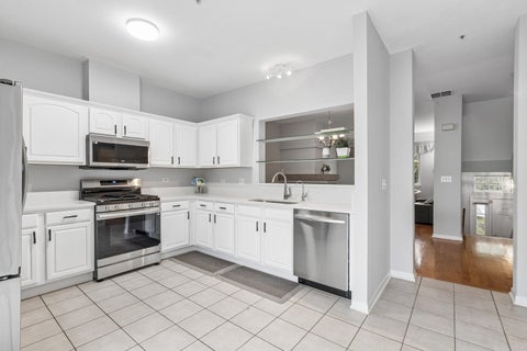 Tiny photo for 163 Lucerne Court, Wheeling, IL 60090 (MLS # 12787153)