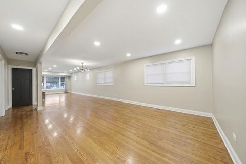 Tiny photo for 5422 S Oak Park Avenue, Chicago, IL 60638 (MLS # 12631525)
