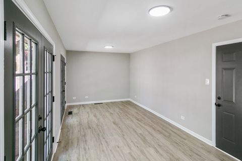 Tiny photo for 17805 Dogwood Lane, Hazel Crest, IL 60429 (MLS # 12540816)