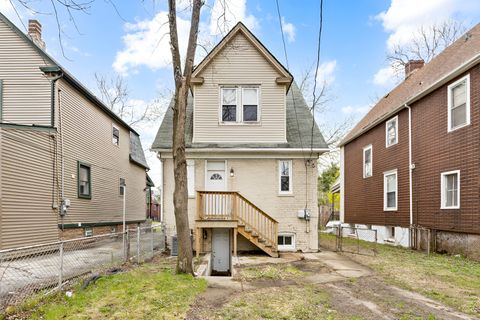 Tiny photo for 12120 S Parnell Avenue, Chicago, IL 60628 (MLS # 12613869)
