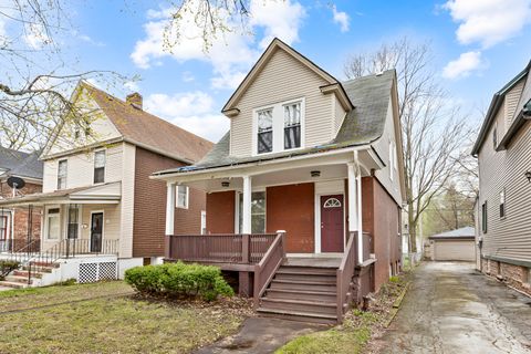 Photo of 12120 S Parnell Avenue, Chicago, IL 60628 (MLS # 12613869)