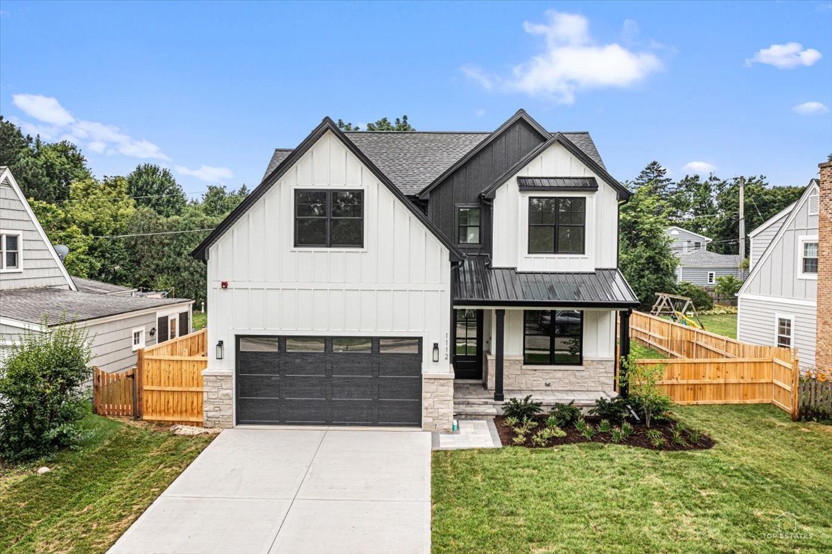 1112 Cedar Lane