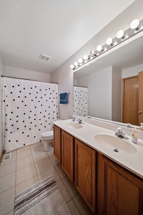 Tiny photo for 1702 Fieldstone Drive N, Shorewood, IL 60404 (MLS # 12586487)