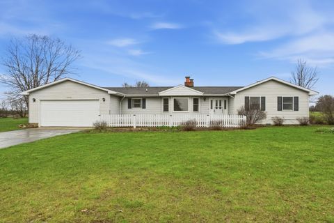 Photo of 26600 S Winfield Road, Monee, IL 60449 (MLS # 12609694)