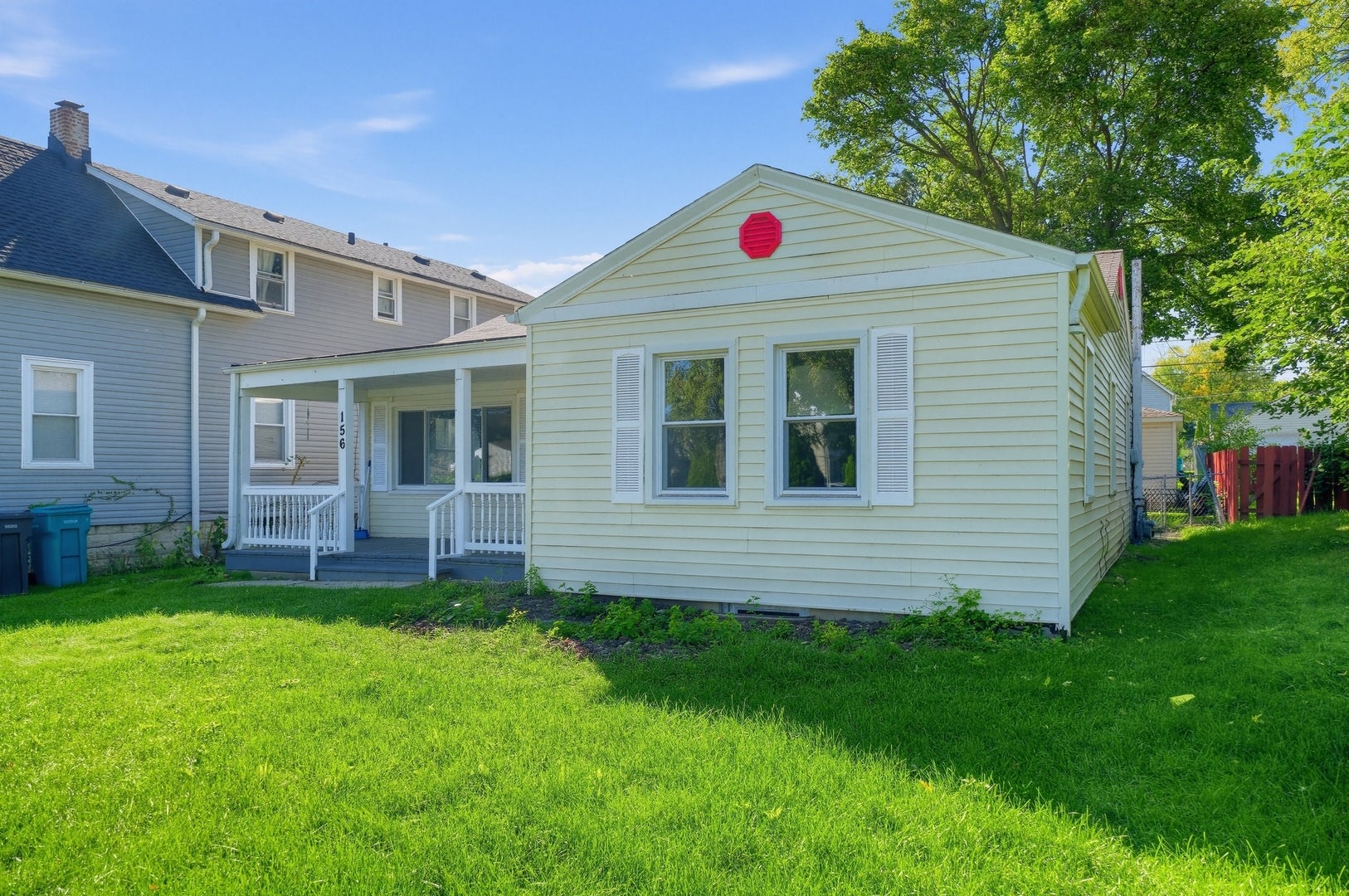 156 Oak Avenue