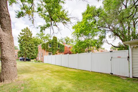 Tiny photo for 5356 N Oketo Avenue, Chicago, IL 60656 (MLS # 12675840)