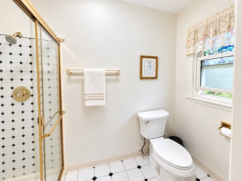 Tiny photo for 709 Garfield Avenue, Libertyville, IL 60048 (MLS # 12707937)