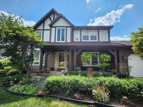 Tiny photo for 709 Garfield Avenue, Libertyville, IL 60048 (MLS # 12707937)
