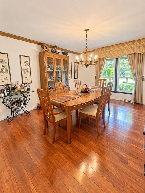 Tiny photo for 709 Garfield Avenue, Libertyville, IL 60048 (MLS # 12707937)