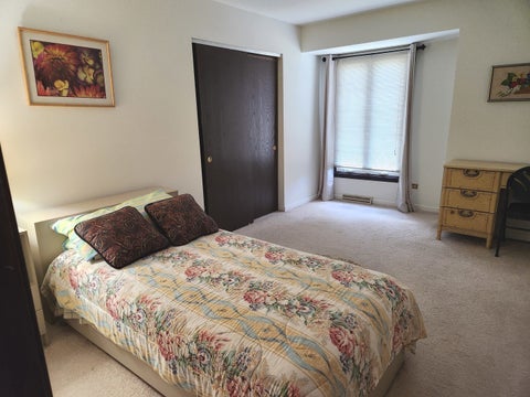 Tiny photo for 709 Garfield Avenue, Libertyville, IL 60048 (MLS # 12707937)