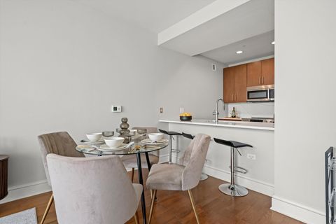 Tiny photo for 850 N Lake Shore Drive #508, Chicago, IL 60611 (MLS # 12586557)