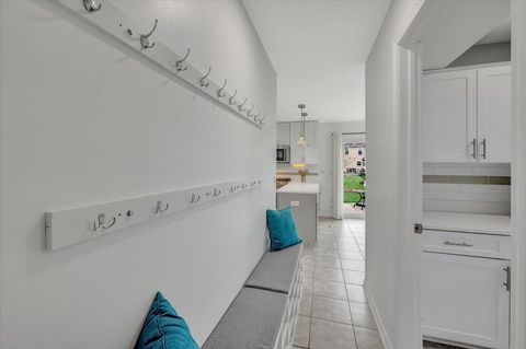 Tiny photo for 1355 Beckett Lane, Schaumburg, IL 60173 (MLS # 12618126)