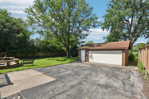 Tiny photo for 816 Appletree Lane, Deerfield, IL 60015 (MLS # 12415444)