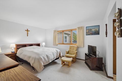 Tiny photo for 484 Springhill Drive, Roselle, IL 60172 (MLS # 12630338)