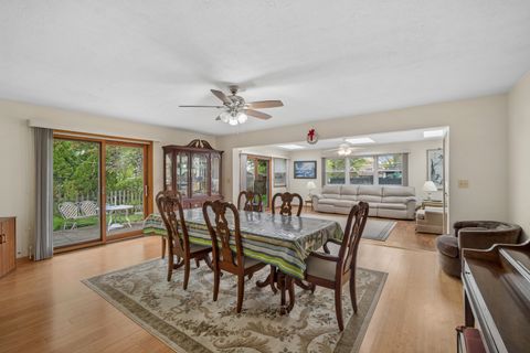 Tiny photo for 484 Springhill Drive, Roselle, IL 60172 (MLS # 12630338)
