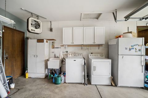 Tiny photo for 484 Springhill Drive, Roselle, IL 60172 (MLS # 12630338)