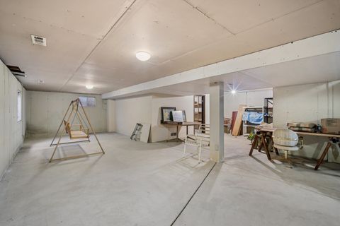 Tiny photo for 484 Springhill Drive, Roselle, IL 60172 (MLS # 12630338)