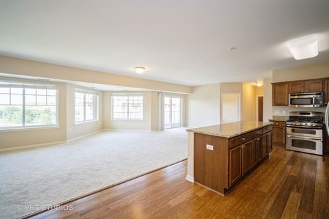 Tiny photo for 2220 Founders Drive #316, Northbrook, IL 60062 (MLS # 12430143)