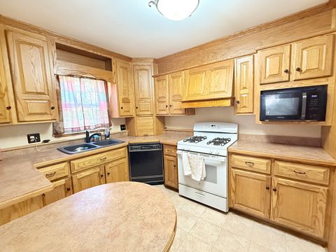 Tiny photo for 1235 S Lincoln Avenue, Kankakee, IL 60901 (MLS # 12479558)