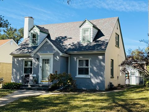 Photo of 1235 S Lincoln Avenue, Kankakee, IL 60901 (MLS # 12479558)