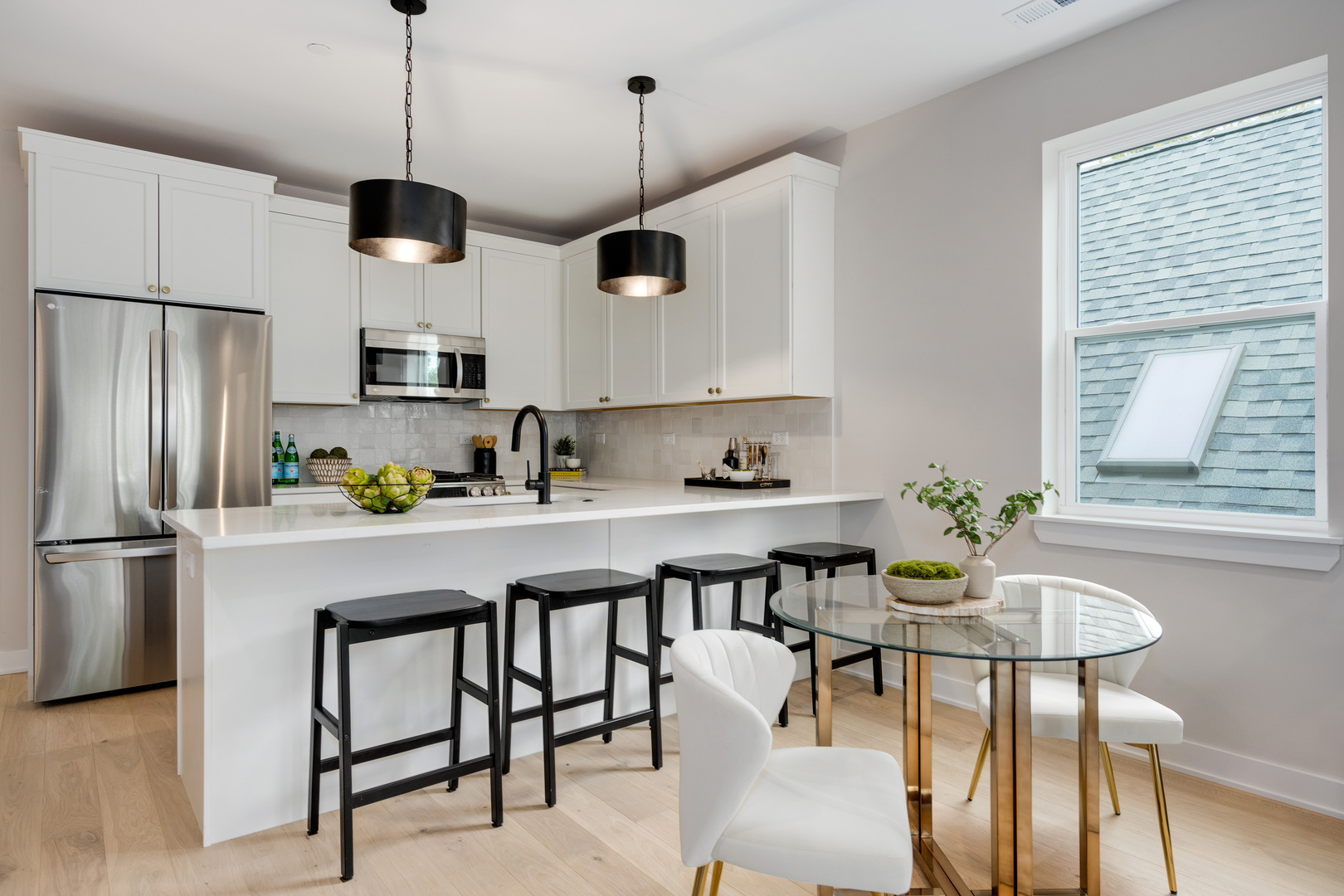 1631 N Lawndale Avenue 2N