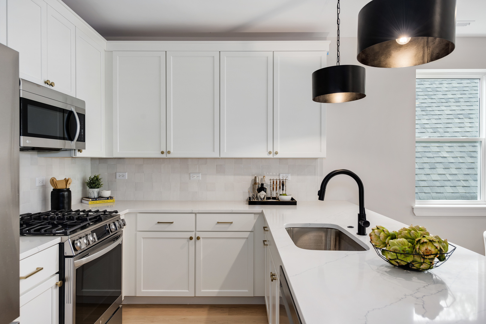 1631 N Lawndale Avenue 2N