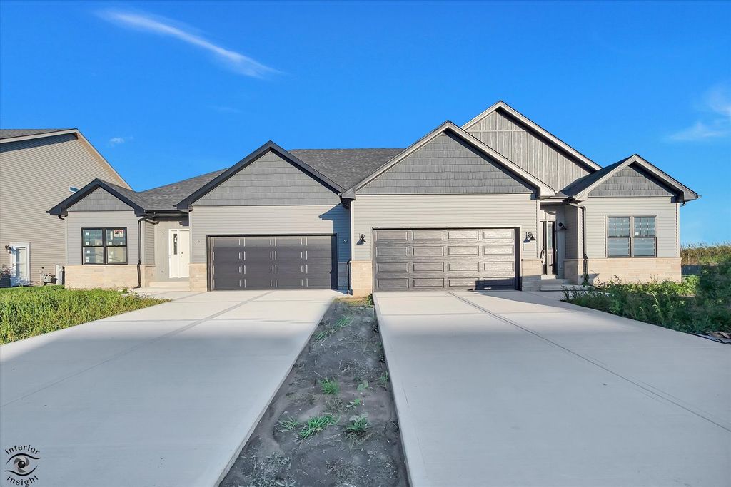 Photo for 1175 S. Farmstone Drive, Diamond, IL 60416 (MLS # 12503670)