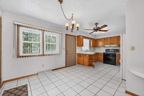 Tiny photo for 3507 Packard Parkway, Rockford, IL 61101 (MLS # 12592974)